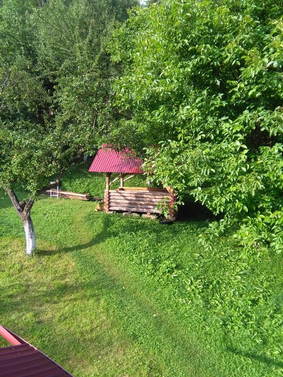 Котедж "Барвінок" Verkhovyna Ngoại thất bức ảnh